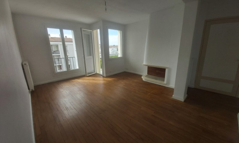 APPARTEMENT T3 A LOUER A L'ANNEE